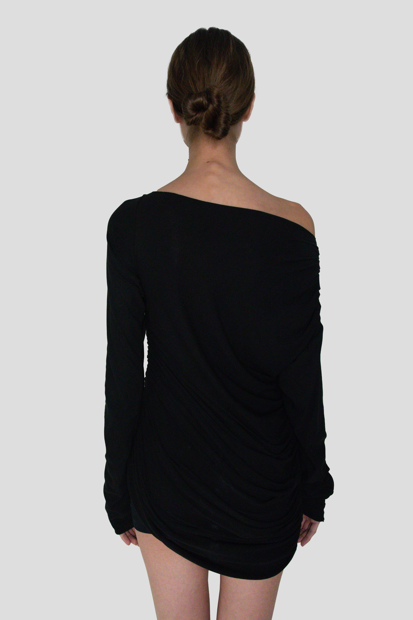 ASYMMETRICAL DRAPPED LONG SLEEVE BLACK