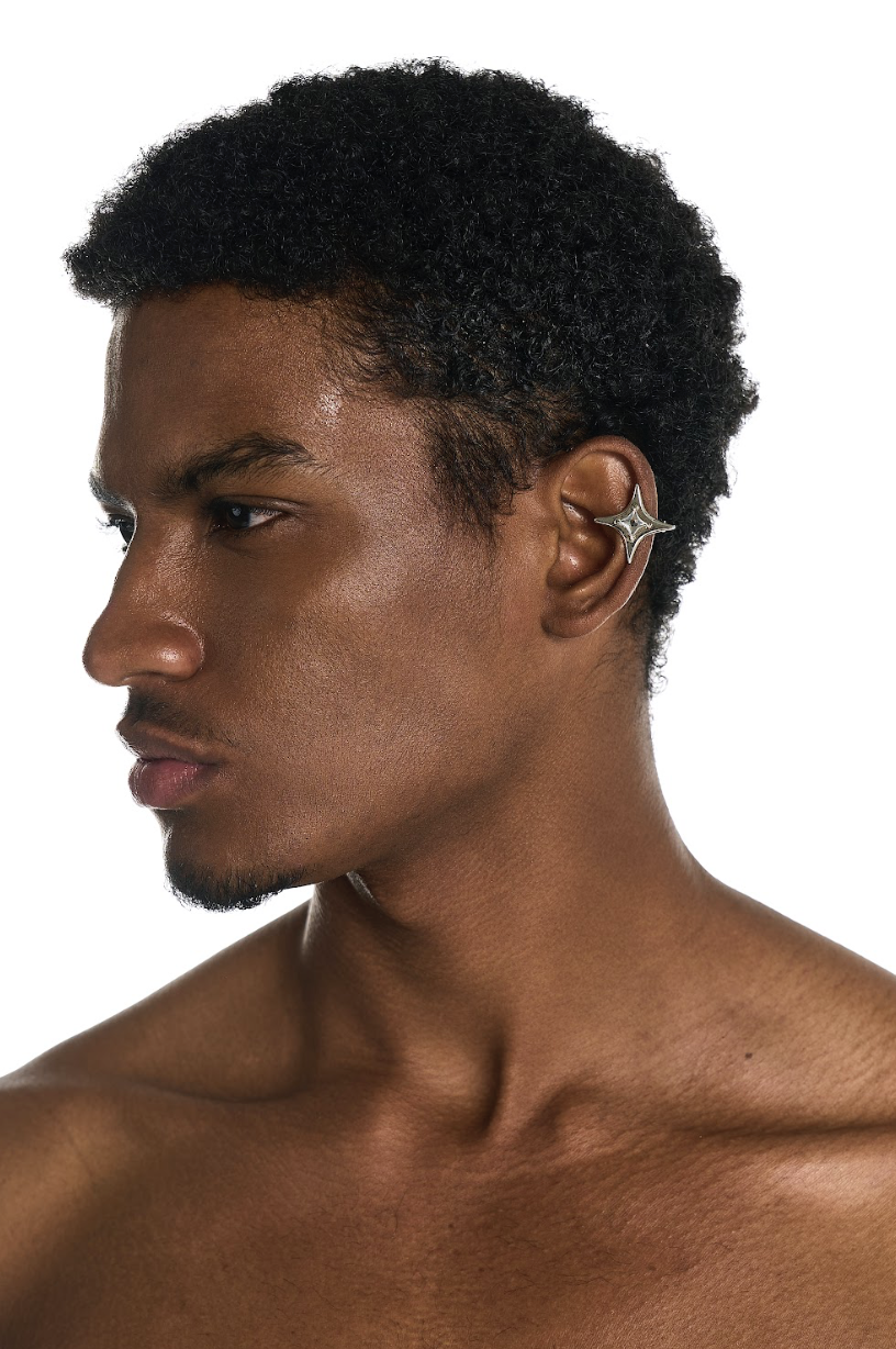 SPIKE STAR EARCUFF