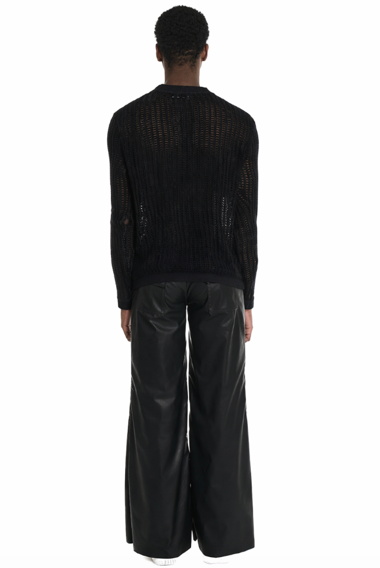 KNIT BLACK SWEATER