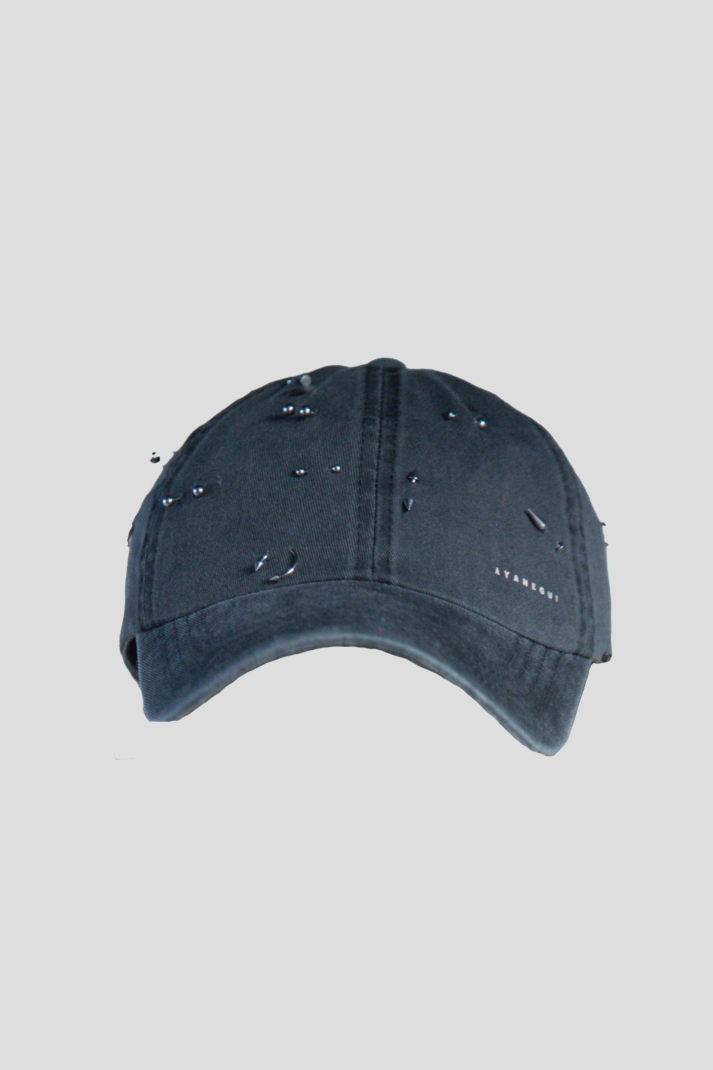 PIERCINGS CAP GRAY