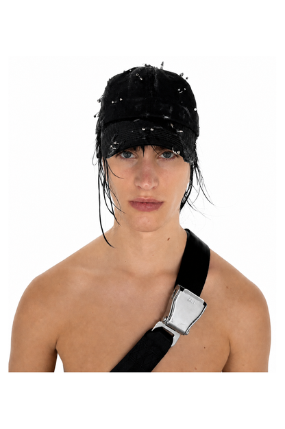 PIERCING CAP