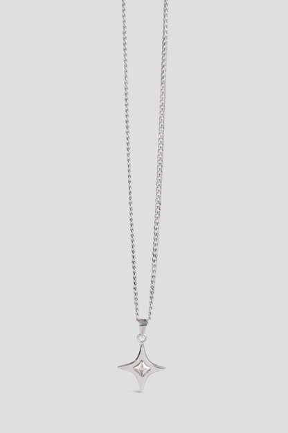 SPIKE STAR NECKLACE