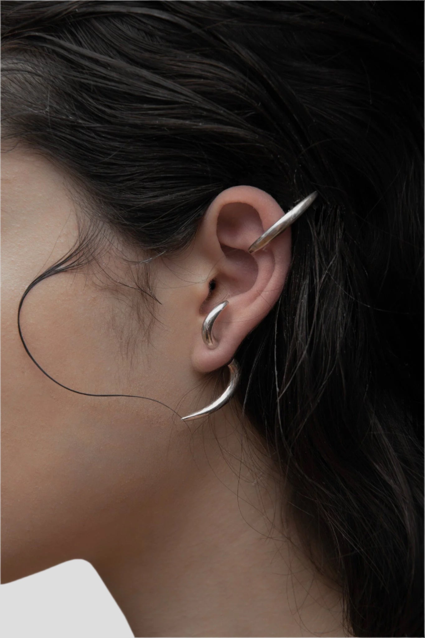 CONTEMPORARY MODERN JEWELRY DESING STERLING SILVER CUTTER EARRING 