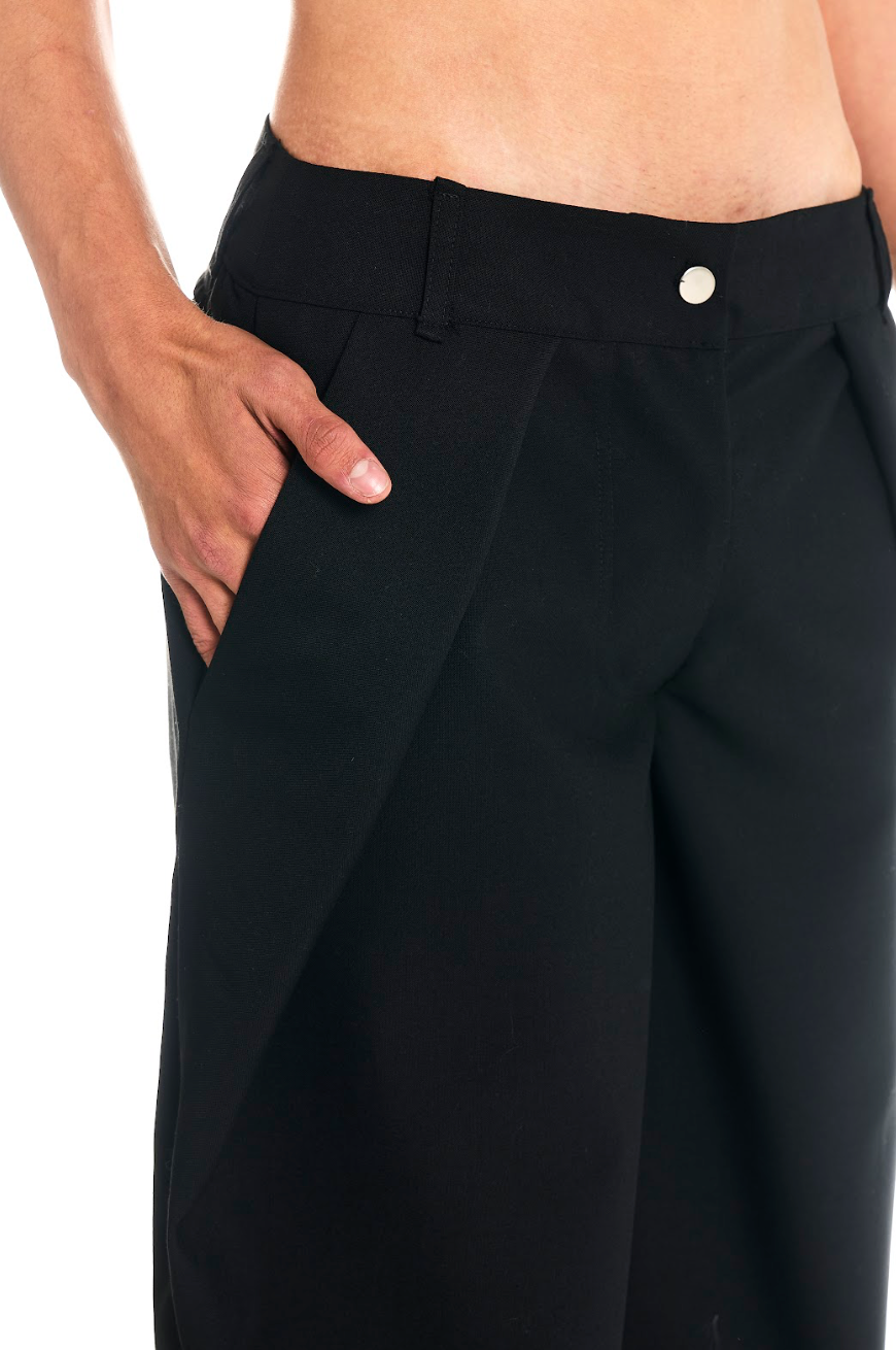 CHINO TROUSERS