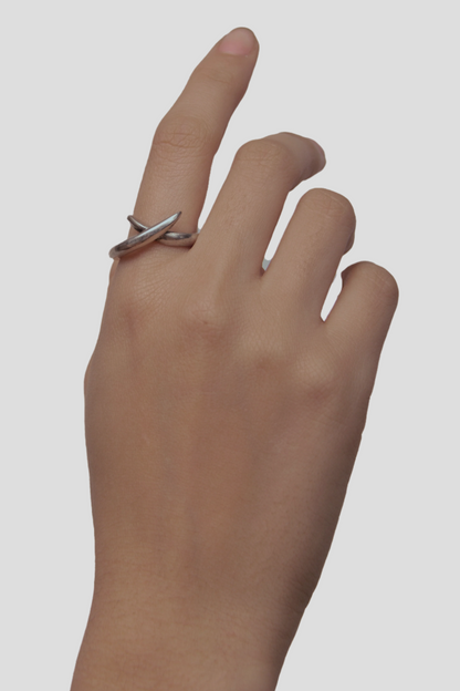 SPIKE RING