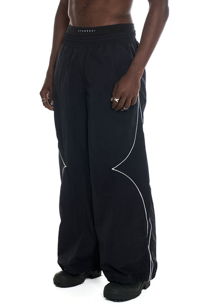 SPIKE PANTS WHITE AND BLACK LINES