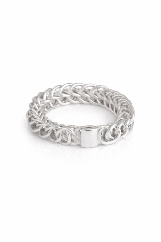 BRAIDED RING
