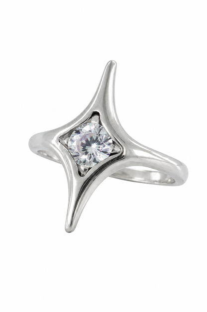 SINGLE STAR ZIRCONIA RING